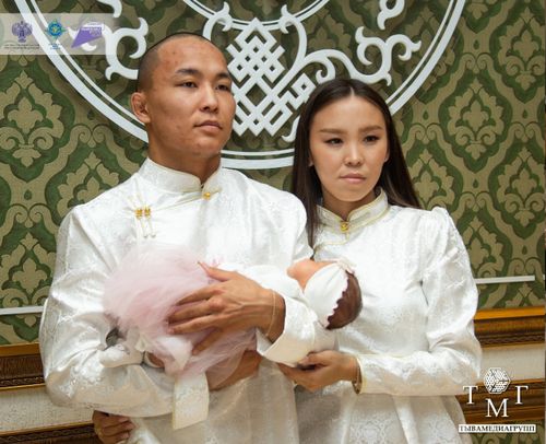 В Туве утвердили план мероприятий ко Дню отца