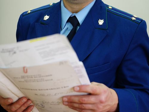 В Туве прокуратура помогла двум сиротам с получением жилья