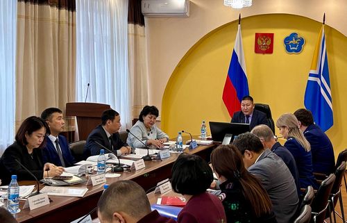 Назы четпээннер эргелерин камгалаар талазы-биле комиссия хуралы болуп эрткен