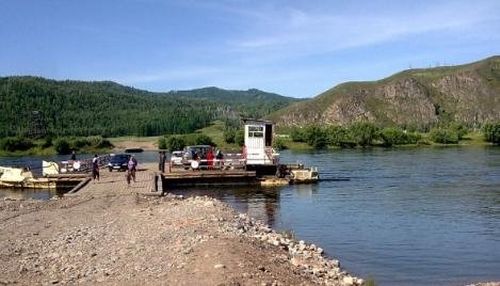 В Туве работа паромных переправ через Енисей приостановлена из-за подъёма воды