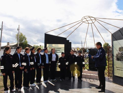 Специалисты домов культуры Тувы ко Дню памяти и чести тувинских добровольцев проведут 85 мероприятий