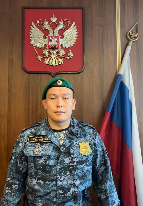 В Туве во время судебного процесса спасли жизнь подсудимого