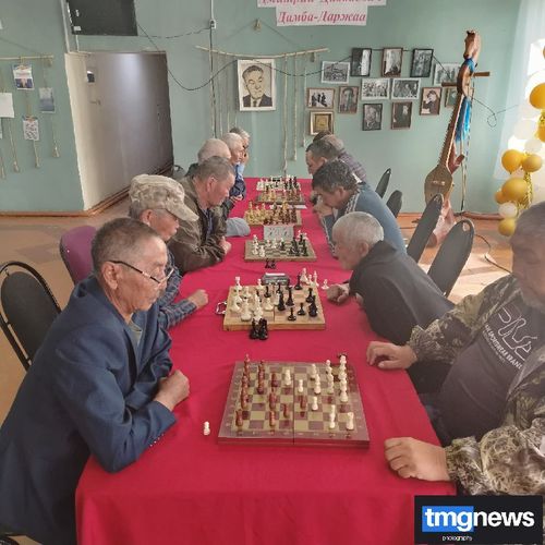 В Улуг-Хемском районе Тувы прошёл шахматный турнир, посвящённый Году созидательного труда и памяти ветеранов совхоза «Улуг-Хая»