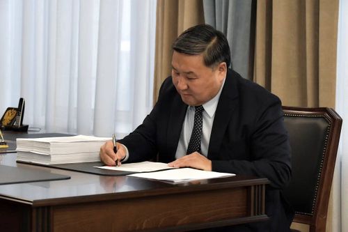 Глава Тувы подписал Закон о бюджете на 2025 год