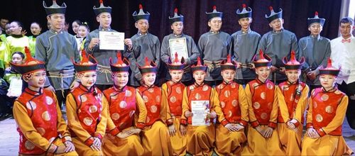 Танцевальная группа «Олчей» признана лучшей в Дзун-Хемчикском районе