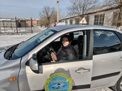 В Кызыле определили лучших автоледи