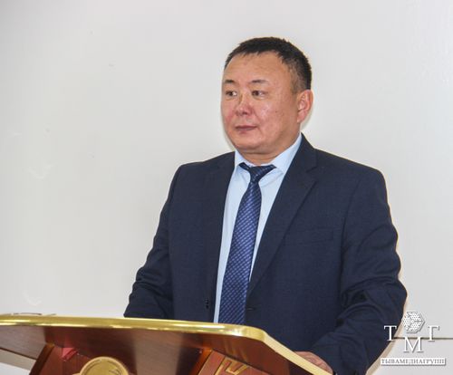 Эртине Успун - новый председатель Монгун-Тайгинского района