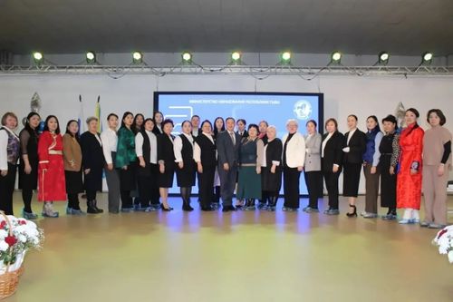 В Министерстве образования Тувы обсудили кадровое обеспечение отрасли