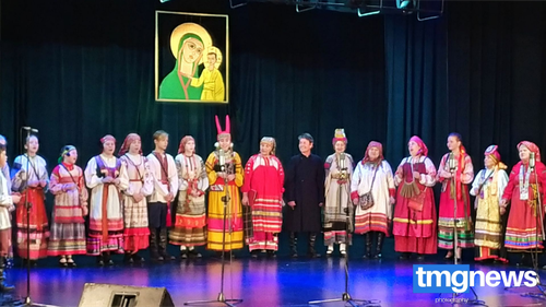 В Туве прошёл ежегодный концерт «Рождество с "Октаем"»