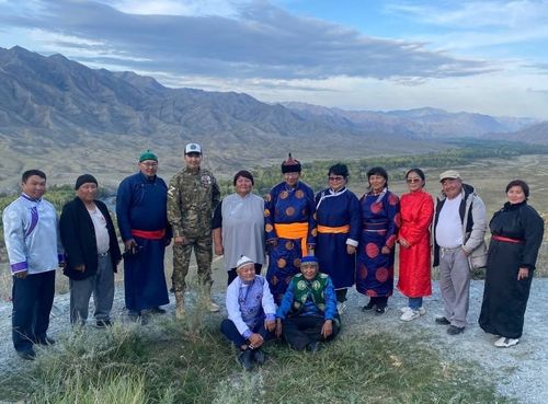 Көк-көк даглар аразында тураскаалдың девискээрин чаагайжыткан