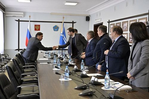 “Хандагайты” кызыгаар эрттирилге пунктузунда эде чаартылга ажылдары кайы хире чоруп турарының дугайында чугаалашкан