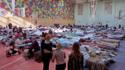 Фонд президентских грантов распределил 10 млрд.рублей и объявил еще один конкурс на 2 млрд.руб