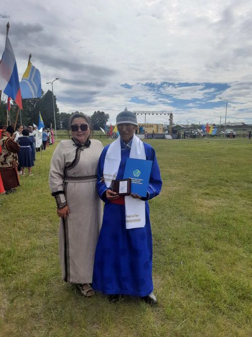 Молодая семья животноводов Янчат: «Стоит только привыкнуть к труду — и уже нельзя жить без него»