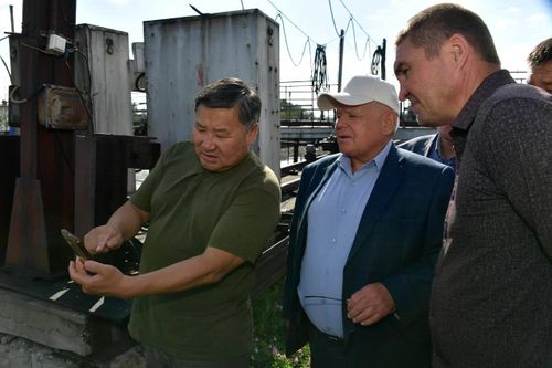 Глава Тувы провел выездное совещание на объектах «Водоканал-Сервис»