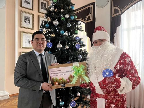 Депутат Госдумы осуществил новогоднюю мечту 16-летнего подростка из Тувы