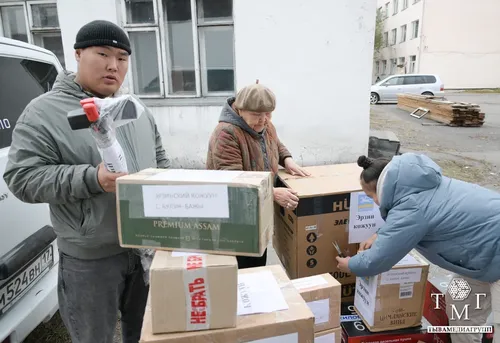 Жители Тувы отправят более 40 тонн гуманитарной помощи участникам специальной военной операции