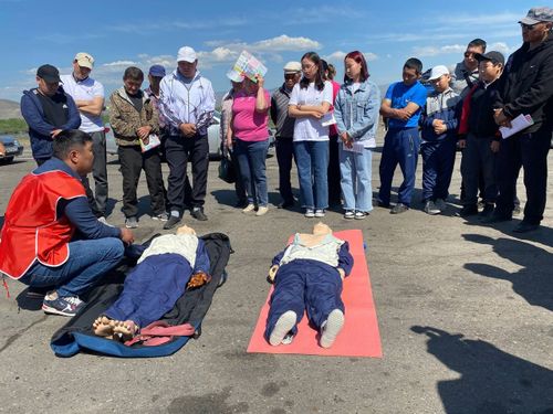 В Туве провели учения по оказании доврачебной помощи пострадавшим при ДТП