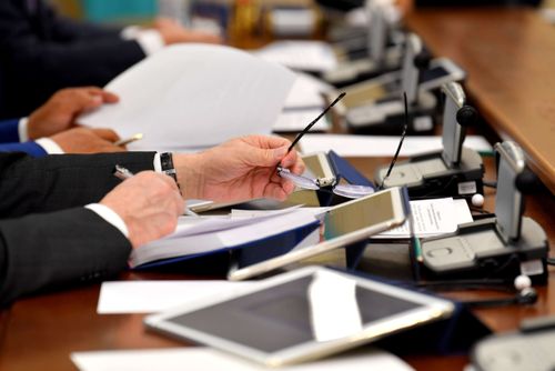 В Туве публичные слушания по проекту республиканского бюджета перенесли на следующую неделю