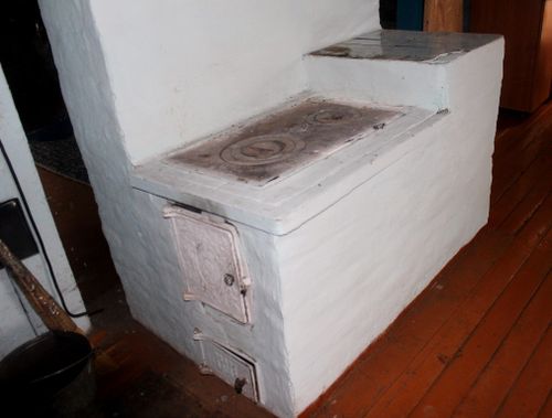 Владельцев частных домовладений Тувы призывают правильно эксплуатировать свои печи