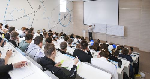 Участникам спецоперации и их детям обеспечат бесплатную учебу в вузах в рамках квоты