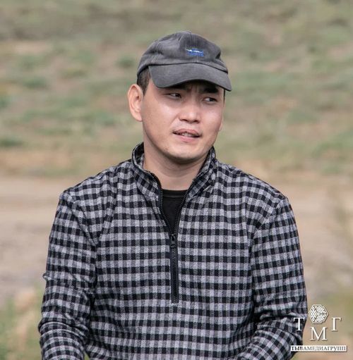 Руководитель Молодёжного движения Тувы стал одним из лучших волонтёров страны