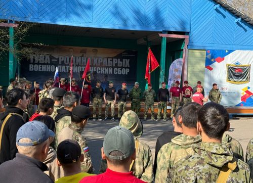 Сбор «Тува – родина храбрых»: 106 юношей сдали нормативы и преодолели восьмикилометровый марш-бросок