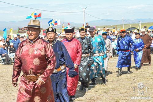 На Тос-Булаке отметили чемпионов Наадыма и передовиков животноводства Тувы