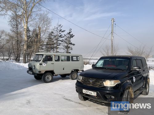 Машины для фронта: Сотрудники заповедника «Азас» передали два автомобиля в зону СВО