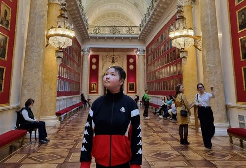 Долгарның Эрмитаж көрүксээн күзели боттанган