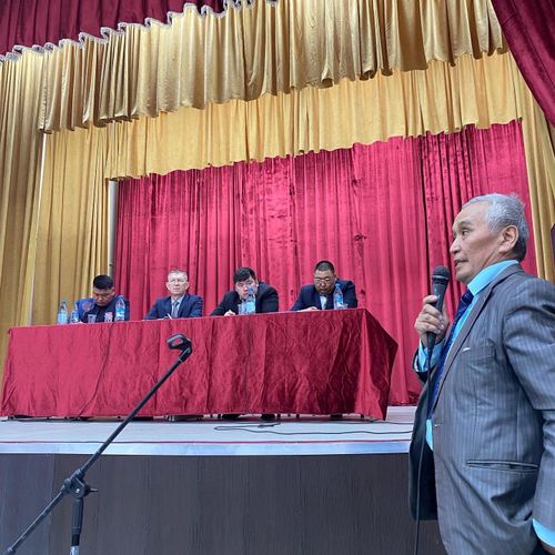 Правительство Тувы начало выезды в районы с отчетами за 2021 год