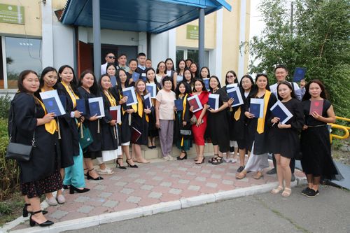 Более 60 студентов филологического факультета ТувГУ получили долгожданные дипломы