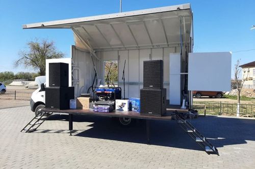 Национал төлевилел-биле келген автоклубтар ыраккы малчын аалдарже үнүп турар