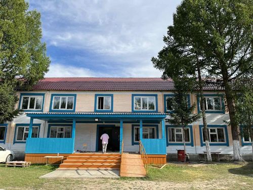 Школа села Алдан-Маадыр отпраздновала свой 80-летний юбилей