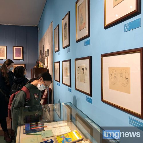 «Я живу жизнью тех, кого рисую». В Кызыле открылась выставка к 70-летию со дня рождения Н.Рушевой