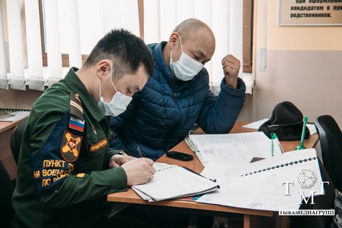 В Туве продолжается набор на военную службу по контракту
