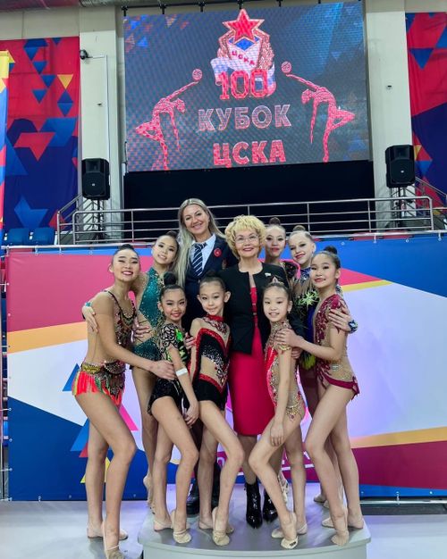 Сенатор Дина Оюн поддержала юных гимнасток ЦСКА-Тыва