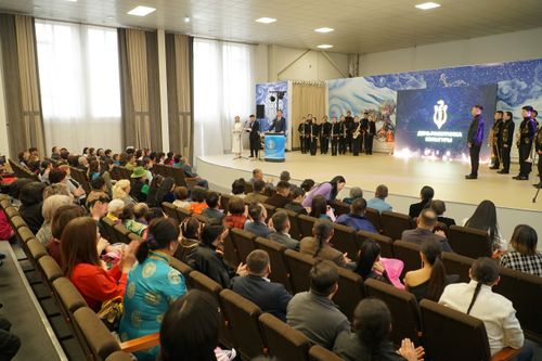 В Туве вручили награды работникам культуры