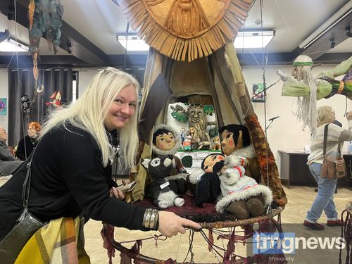 Тувинский театр кукол отмечает 10 -летний юбилей