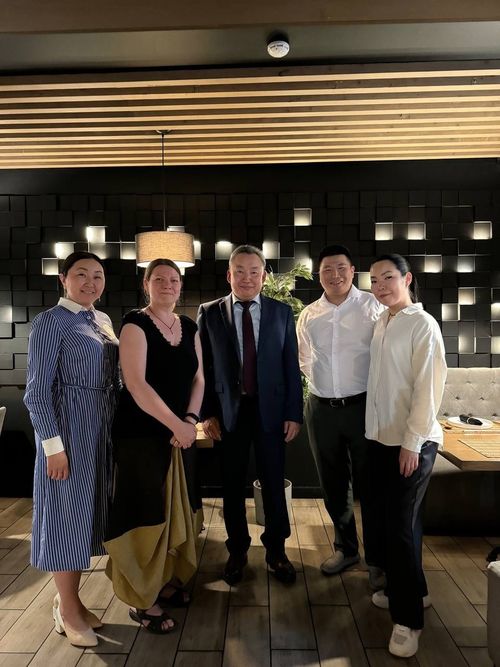 В северной столице прошла встреча полпреда Тувы в Москве с председателем землячества Санкт-Петербурга