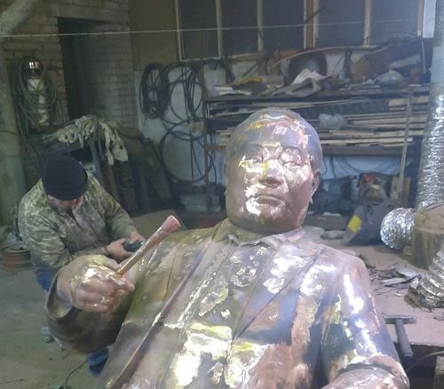 Первый памятник тувинскому художнику Сергею Ланзы будет установлен в августе