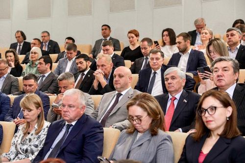 Депутат Государственной Думы РФ Айдын Сарыглар о заседании фракции партии «Единая Россия» по итогам весенней сессии