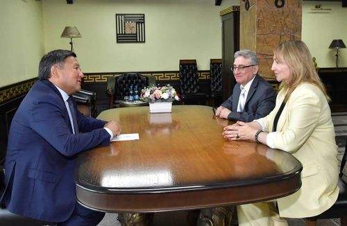 Глава Тувы встретился с председателем Арбитражного суда Восточно-Сибирского округа