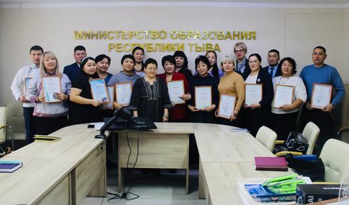 Минобразования Тувы назвало топ-10 лучших школ по профилактике правонарушений