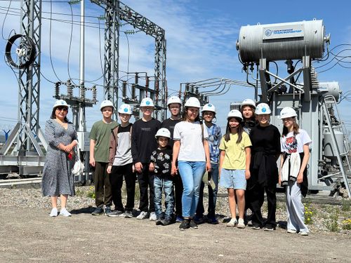 Энергетики Тувы проводят познавательные экскурсии для школьников