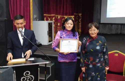 «Аныяк шүлүкчү» мөөрейниң тиилекчилери