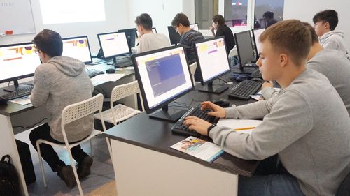 Старшеклассники Тувы смогут пройти бесплатные IT-курсы