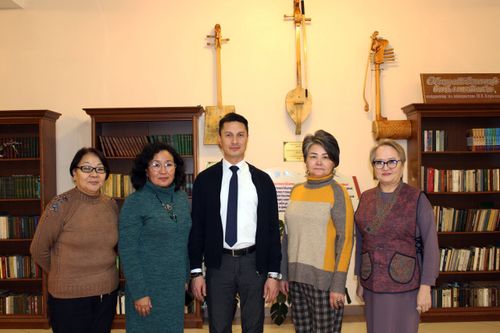 Тувинские традиции заинтересовали учёных из Казахстана