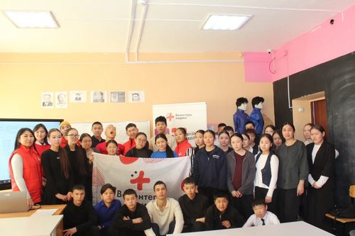 Волонтеры-медики помогли селу Уюк в рамках проекта «ДоброВСело»