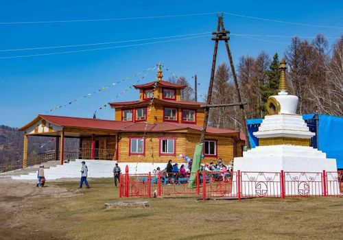 Ыдыктыг Сака Дава айында Тоора-Хемде чаа хүрээ ажыттынган