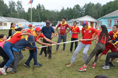 Тываның хоорайдан дашкаар лагерьлеринге дөрт муң ажыг уруг дыштаныр